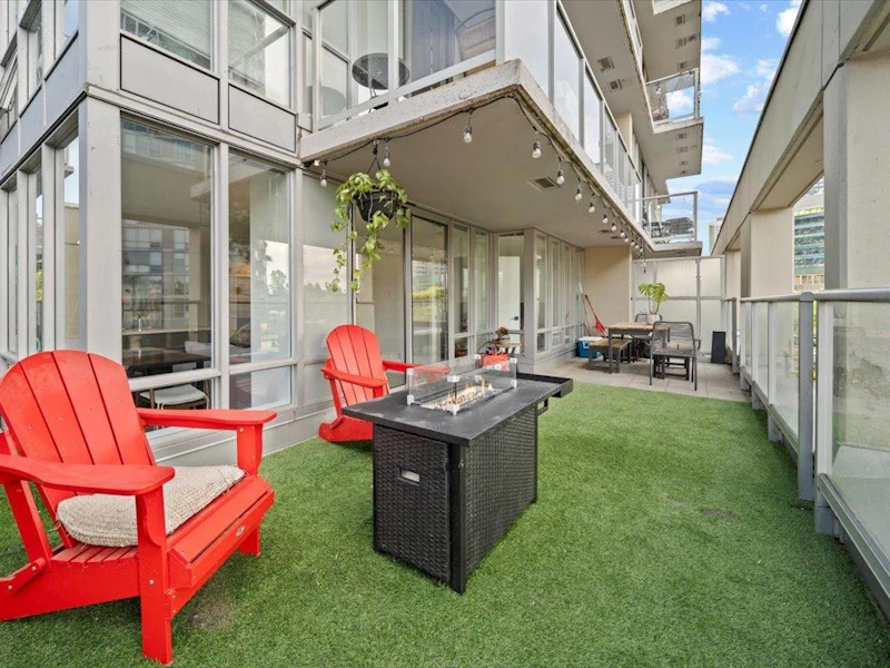 204 - 13688 100th Avenue, Surrey BC V3T 0G5