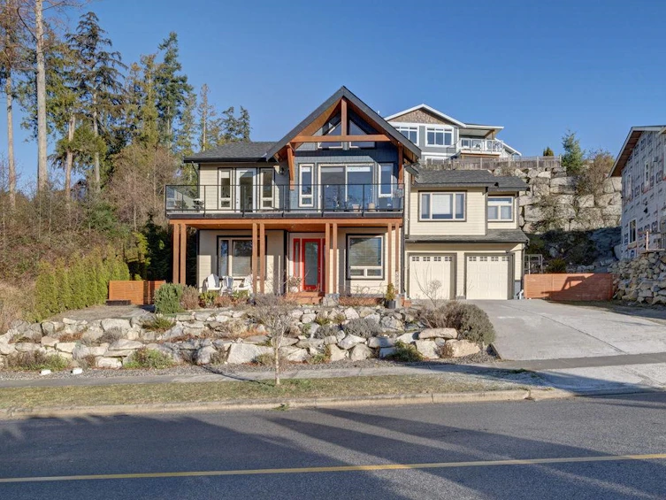 5996 Cowrie Street, Sechelt, BC, V7Z 0V1 - 2