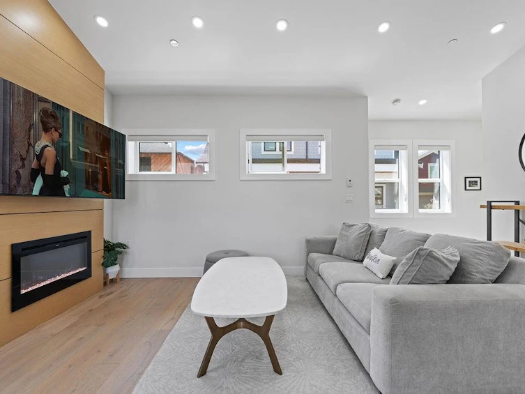 1313 E 20th Avenue, Vancouver, BC, V5V 1P4 - 23