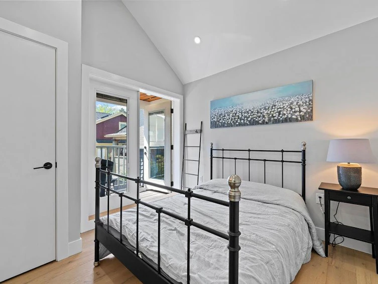 1313 E 20th Avenue, Vancouver, BC, V5V 1P4 - 14