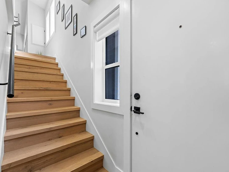 1313 E 20th Avenue, Vancouver, BC, V5V 1P4 - 30