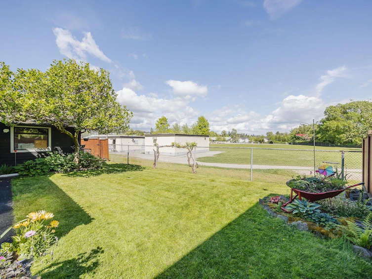 2112 Winston Court, Langley, BC, V2Y 1H5 - 7
