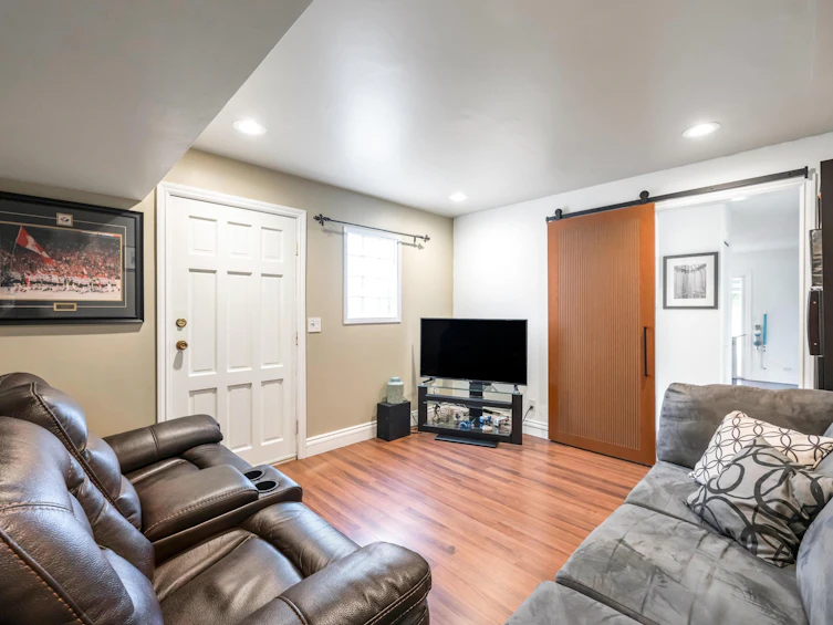 2112 Winston Court, Langley, BC, V2Y 1H5 - 21