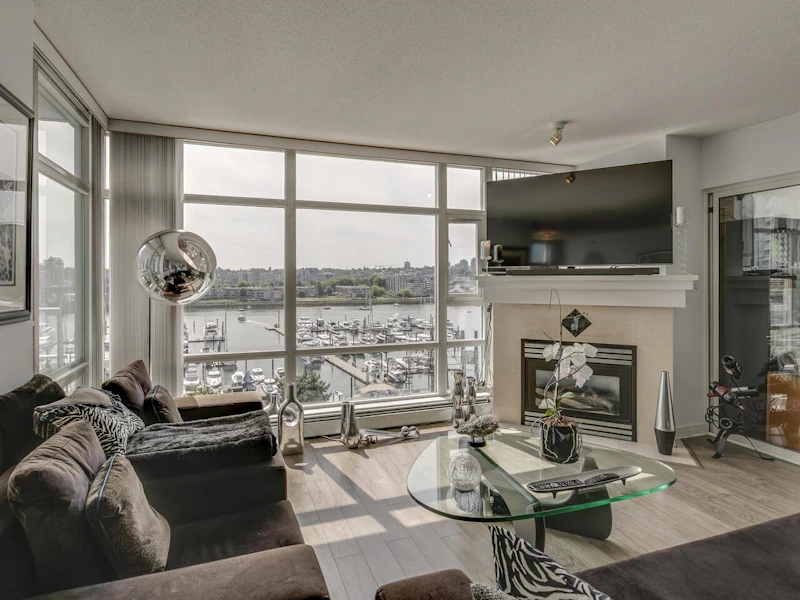 802 - 1199 Marinaside Crescent, Vancouver BC V6Z 2Y2