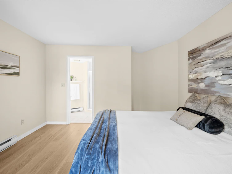 303-2410 Cornwall Avenue, Vancouver, BC, V6K 1B8 - 13