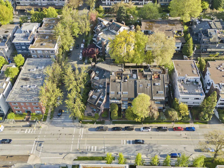 303-2410 Cornwall Avenue, Vancouver, BC, V6K 1B8 - 23