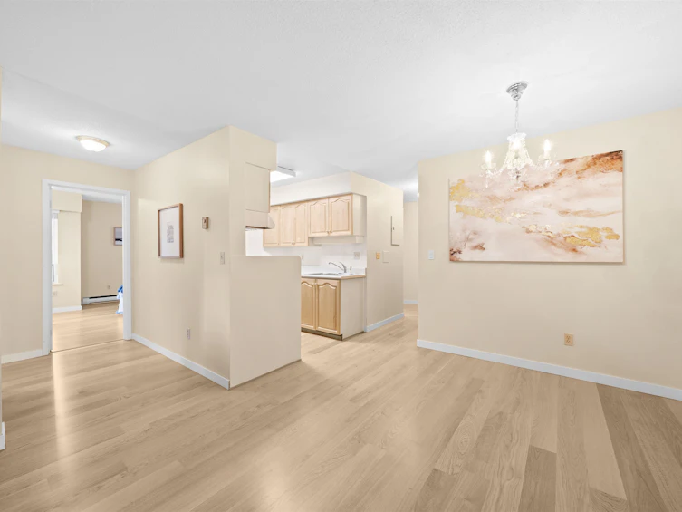 303-2410 Cornwall Avenue, Vancouver, BC, V6K 1B8 - 6