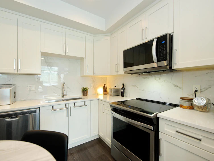 309-9983 E Barnston Drive, Surrey, BC, V4N 6T3 - 10