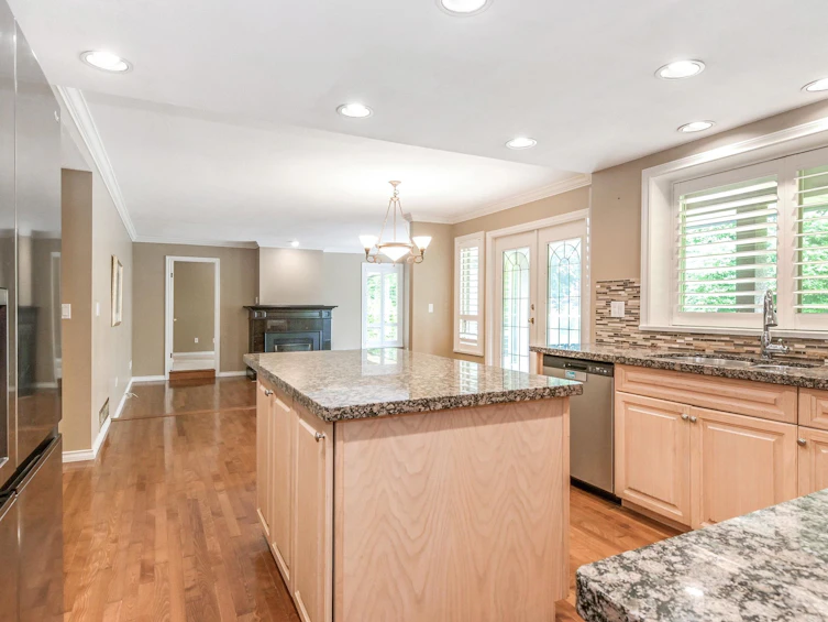 12090 57 Avenue, Surrey, BC, V3X 2S4 - 10