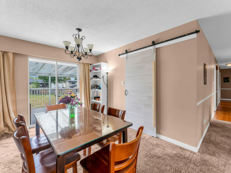 8475 Hall Place, Delta, BC, V4C 6A1 - 11