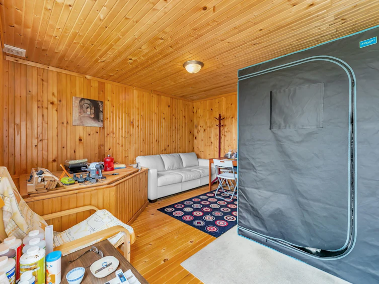 8475 Hall Place, Delta, BC, V4C 6A1 - 34