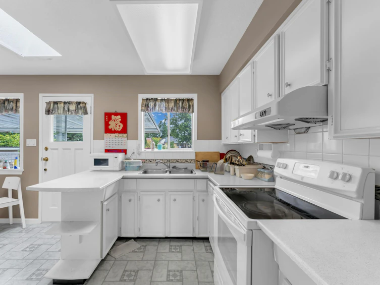8475 Hall Place, Delta, BC, V4C 6A1 - 17