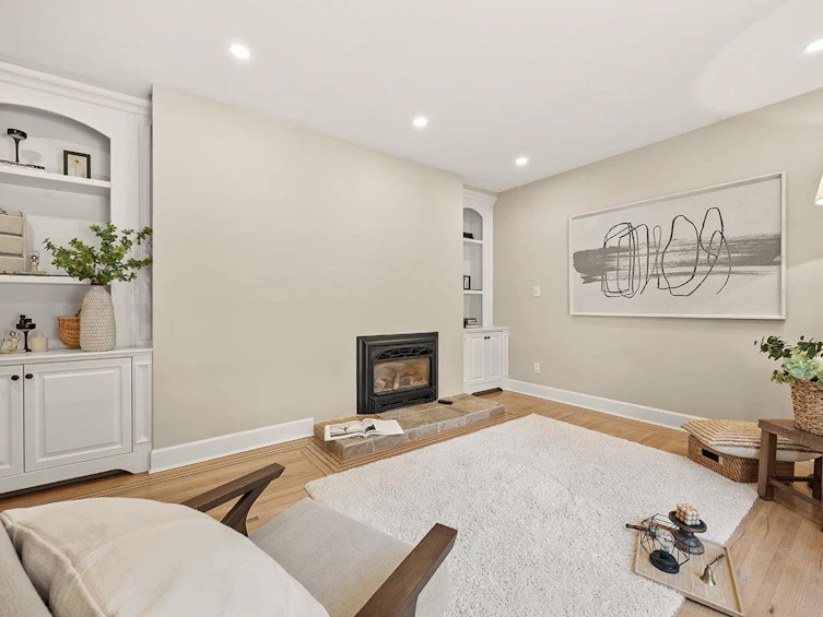 7488 Whelen Court, Burnaby, BC, V5E 1X3 - 7