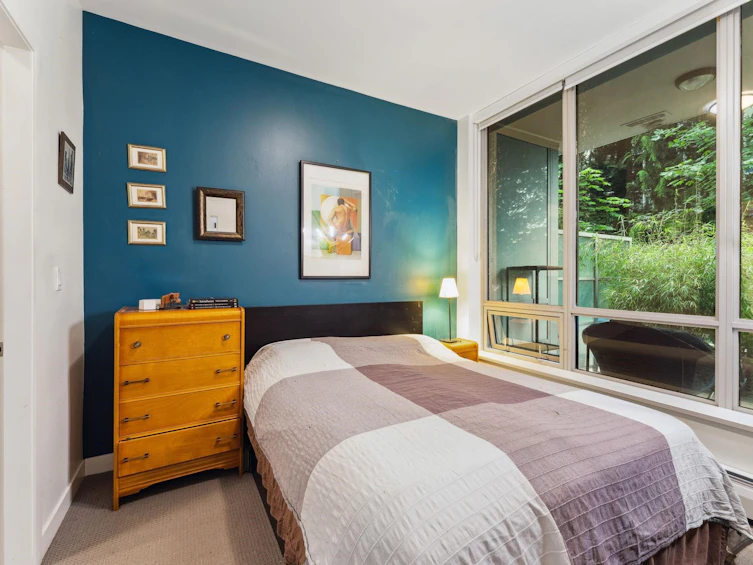 002-9060 University Crescent, Burnaby, BC, V5A 0E1 - 8