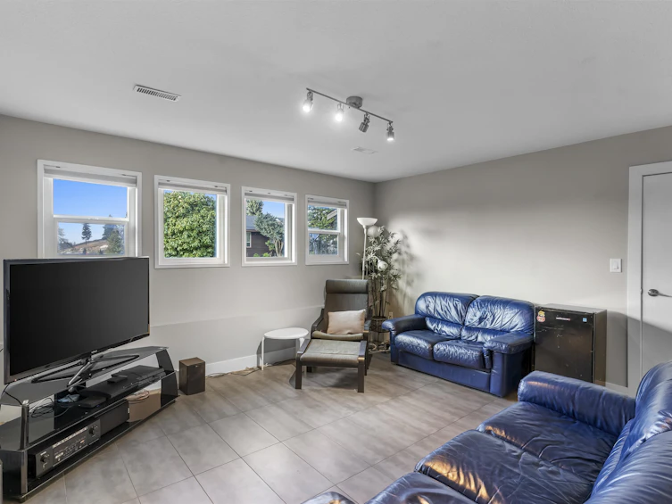 2902 Mcbride Street, Abbotsford, BC, V3G 1G9 - 22