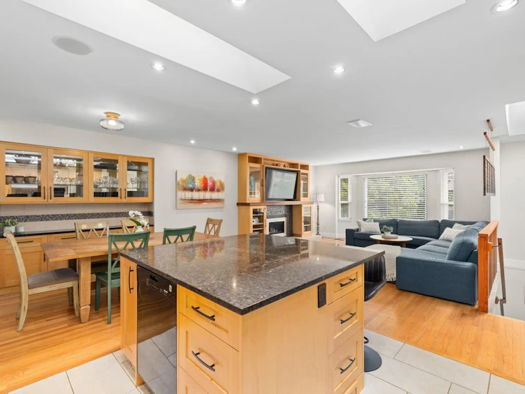 3541 Inverness Street, Port Coquitlam, BC, V3B 3B3 - 12