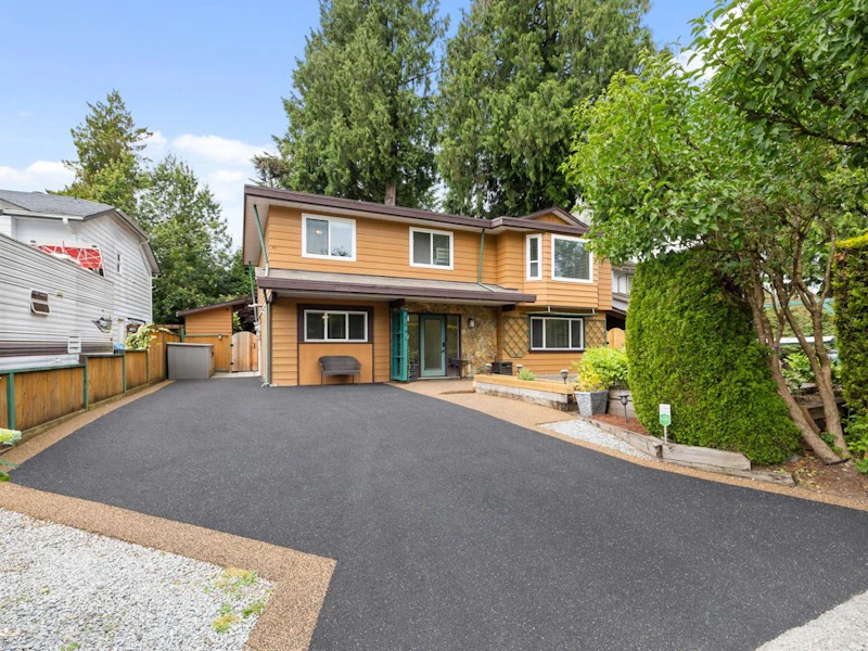 3541 Inverness Street, Port Coquitlam BC V3B 3B3
