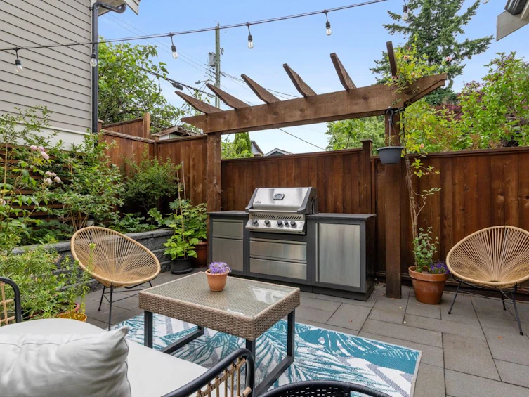 2075 E 6th Avenue, Vancouver, BC, V5N 1P8 - 29