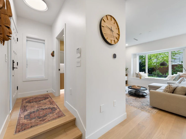 2075 E 6th Avenue, Vancouver, BC, V5N 1P8 - 35