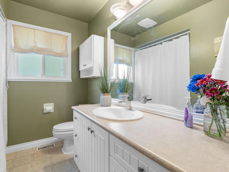 11101 72a Avenue, Delta, BC, V4C 1A2 - 16