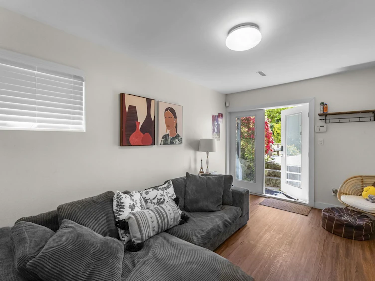 1682 W 21st Street, North Vancouver, BC, V7P 2E4 - 35