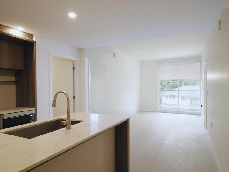 301-5212 Cambie Street, Vancouver, BC, V5Z 2Z7 - 6