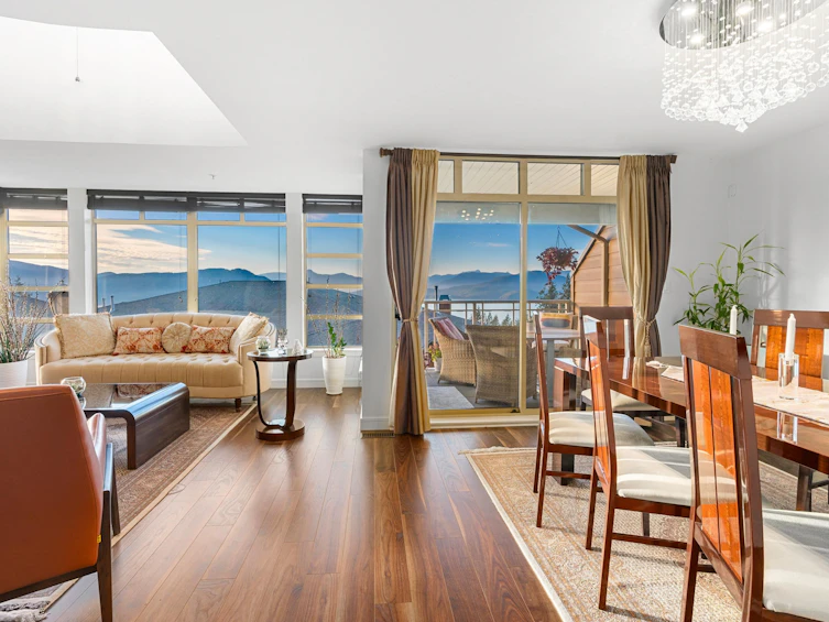 8534 Seascape Court, West Vancouver, BC, V7W 3J7 - 4