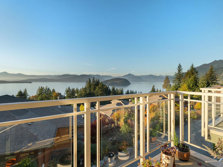 8534 Seascape Court, West Vancouver, BC, V7W 3J7 - 29