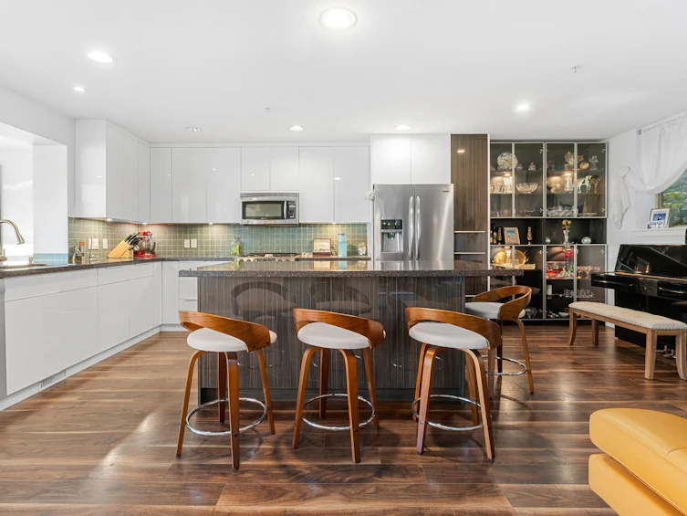 8534 Seascape Court, West Vancouver, BC, V7W 3J7 - 13