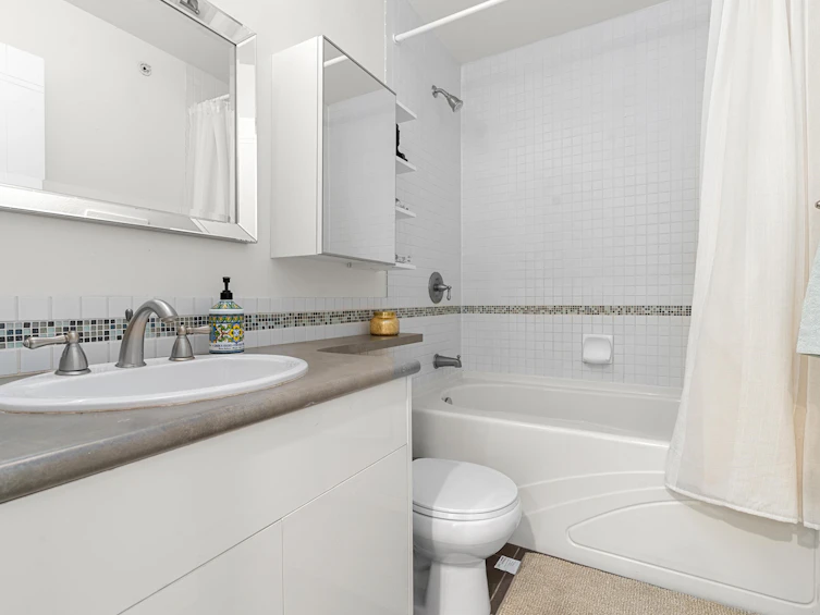 8534 Seascape Court, West Vancouver, BC, V7W 3J7 - 24