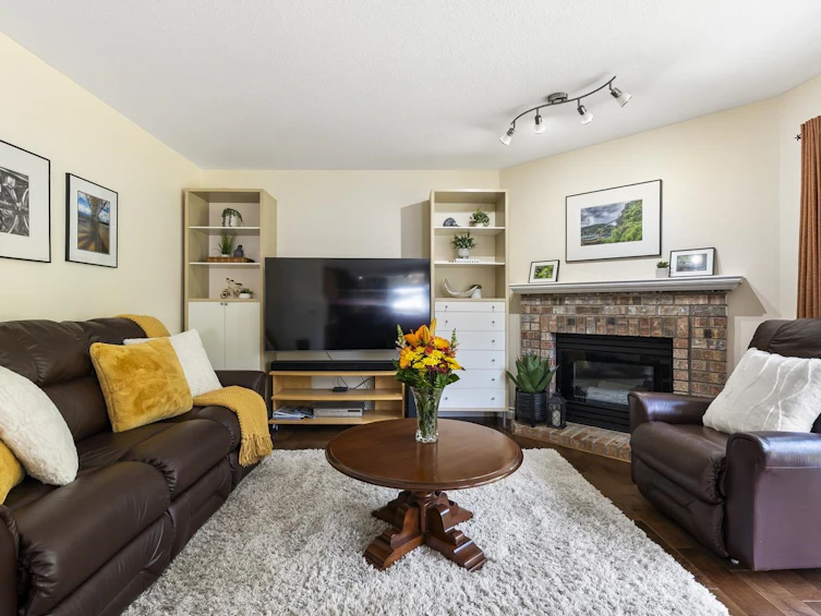16369 108a Avenue, Surrey, BC, V4N 1N8 - 8