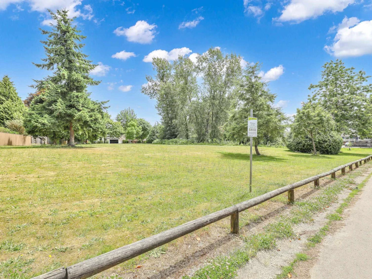 8469 153a Street, Surrey, BC, V3S 6J2 - 40