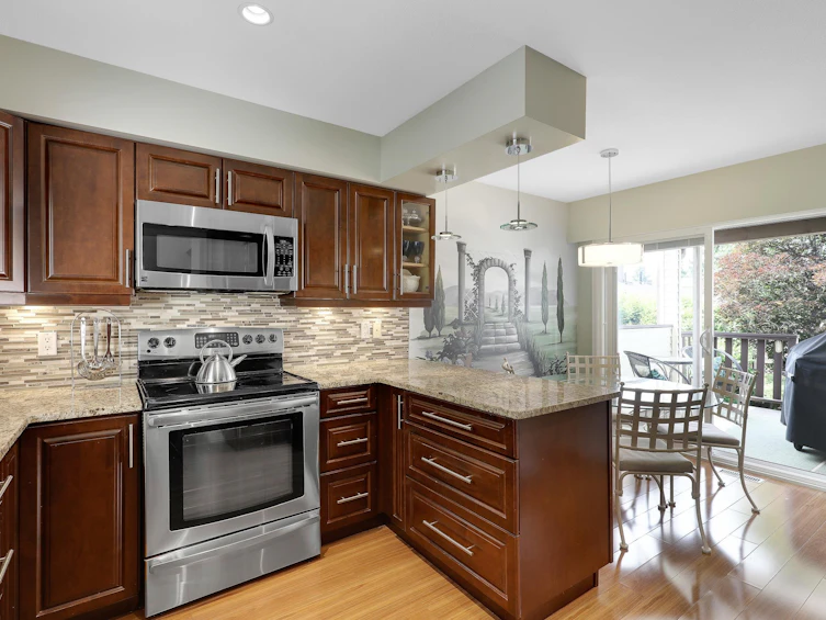 8469 153a Street, Surrey, BC, V3S 6J2 - 10