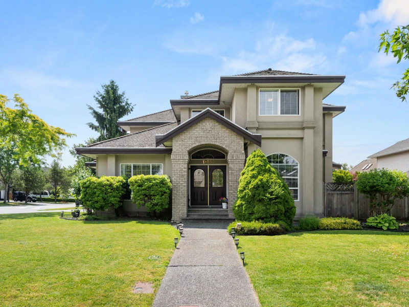 18590 63a Avenue, Surrey BC V3S 8J5