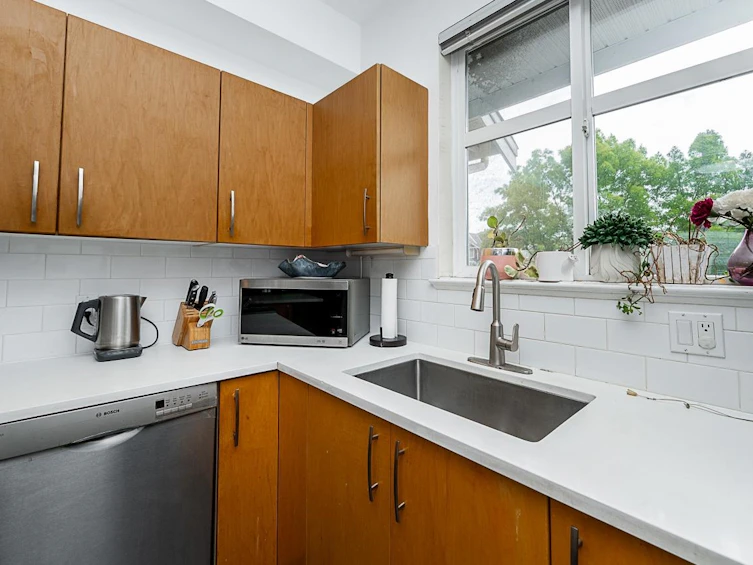 18-935 Ewen Avenue, New Westminster, BC, V3M 0A1 - 8