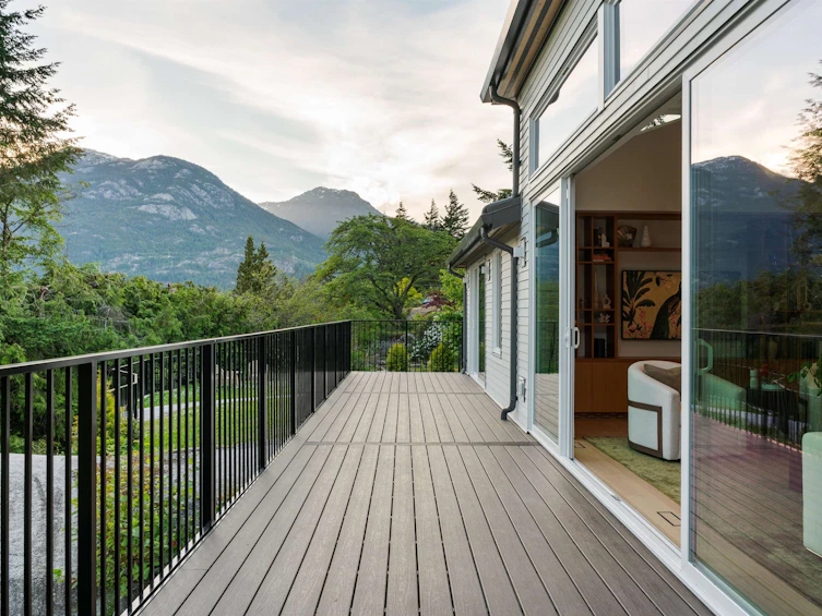 38243 Vista Crescent, Squamish, BC, V8B 0X1 - 39