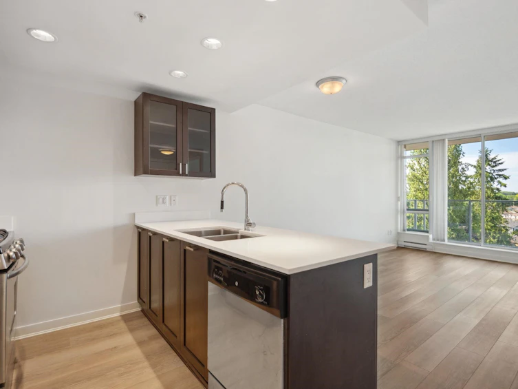 813-4818 Eldorado Mews, Vancouver, BC, V5R 0B3 - 6
