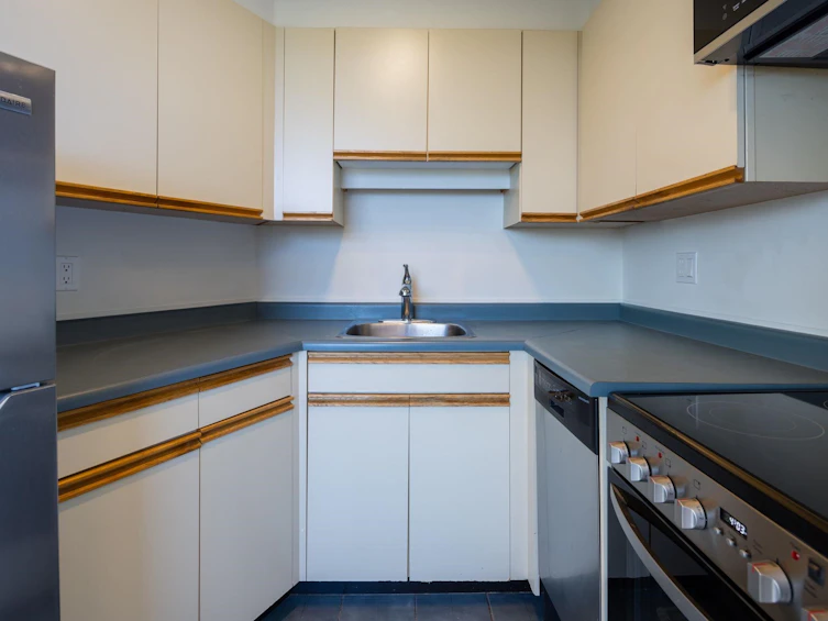 901-4691 W 10th Avenue, Vancouver, BC, V6R 2J3 - 6