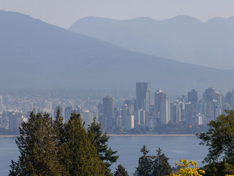 901-4691 W 10th Avenue, Vancouver, BC, V6R 2J3 - 14