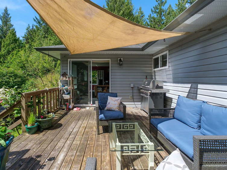 2557 Miles Road, Roberts Creek, BC, V0N 2W4 - 26