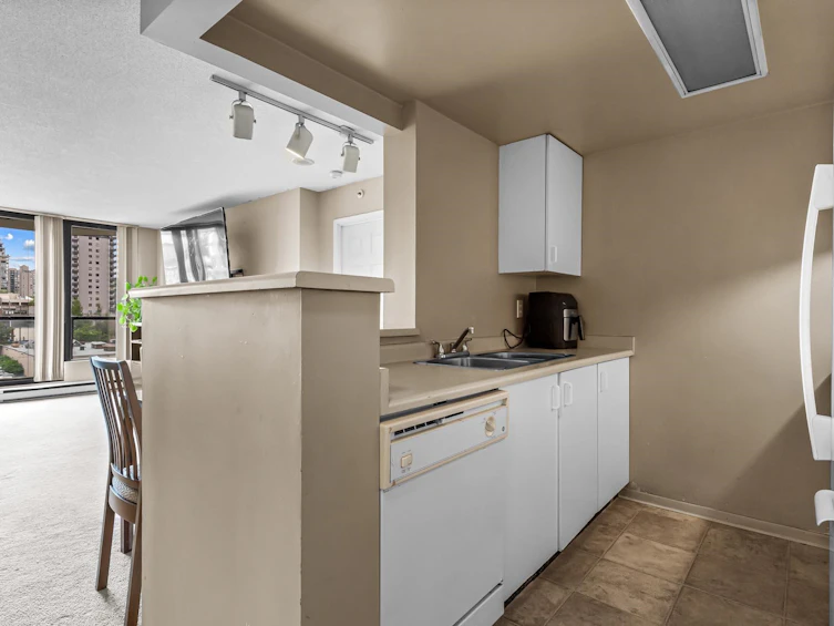 804-838 Agnes Street, New Westminster, BC, V3M 6R3 - 3