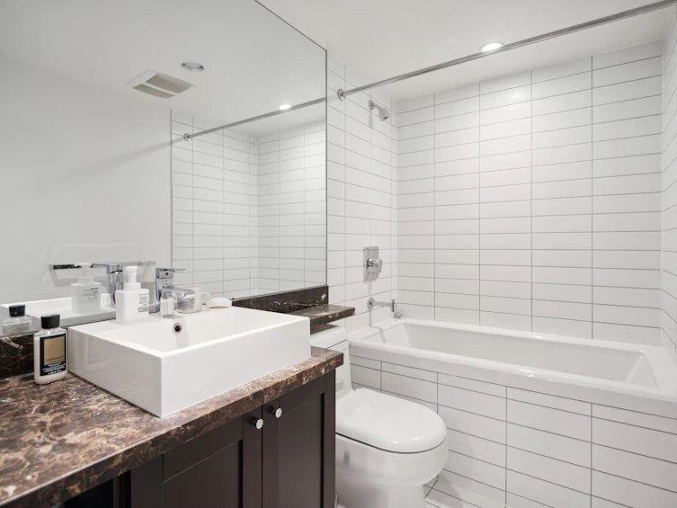 302-4818 Eldorado Mews, Vancouver, BC, V5R 0B3 - 10