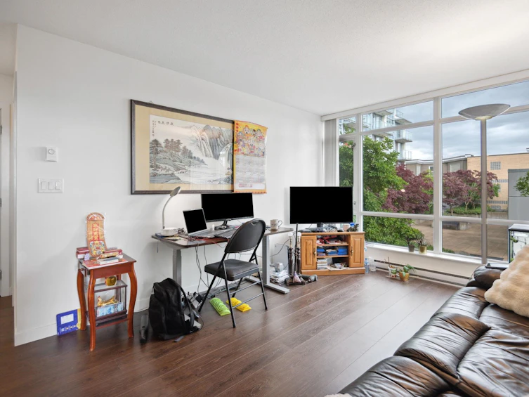 302-4818 Eldorado Mews, Vancouver, BC, V5R 0B3 - 3