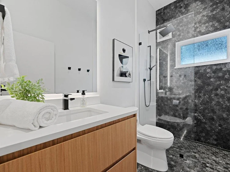 7202 Spruce Grove Circle, Whistler, BC, V8E 0E8 - 17