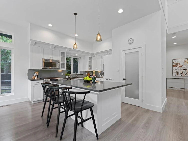 7202 Spruce Grove Circle, Whistler, BC, V8E 0E8 - 10