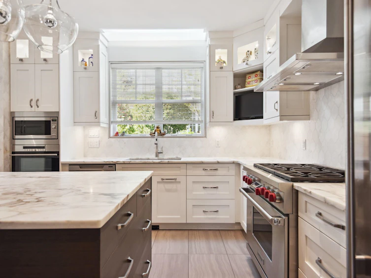 2075 Esquimalt Avenue, West Vancouver, BC, V7V 1S3 - 14