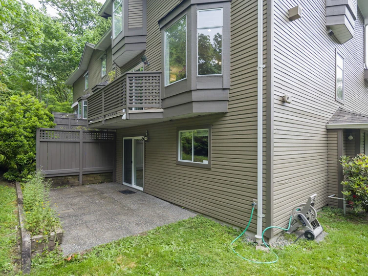 8893 Larkfield Drive, Burnaby, BC, V5A 4L3 - 24