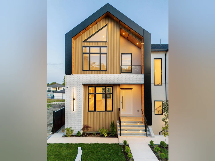 B-5280 Venables Street, Burnaby, BC, V5B 1Y1 - 3