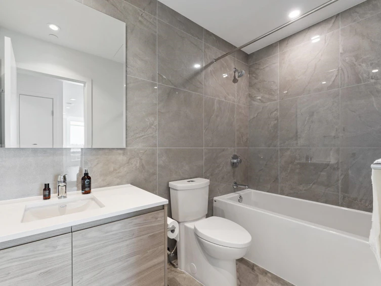 1408-660 Quayside Drive, New Westminster, BC, V3M 0P1 - 20