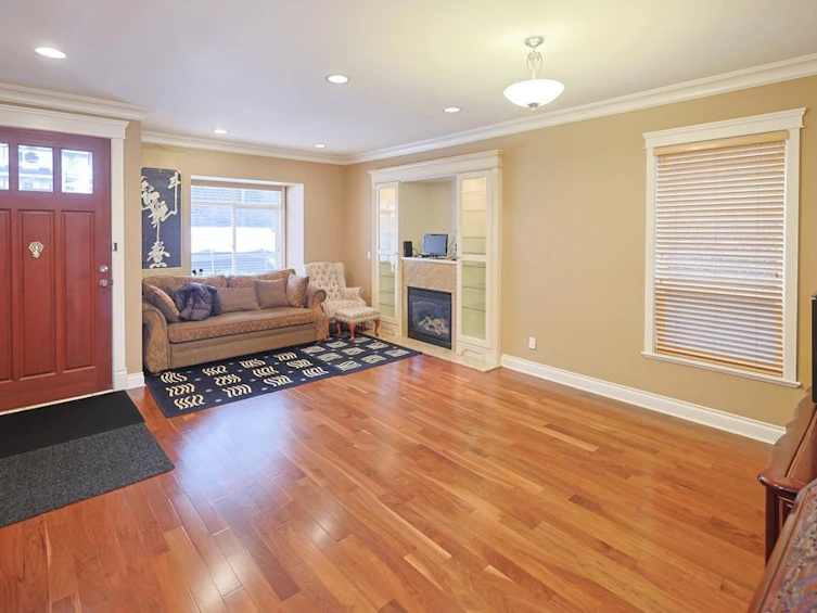 3102 Robson Drive, Coquitlam, BC, V3E 2R8 - 2